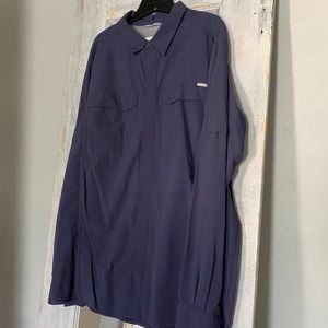 Men’s Columbia button down